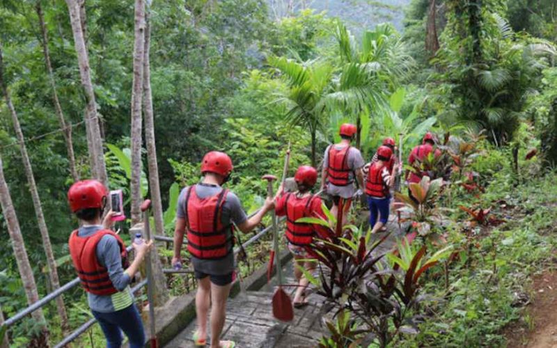 River-Rafting-Stairs