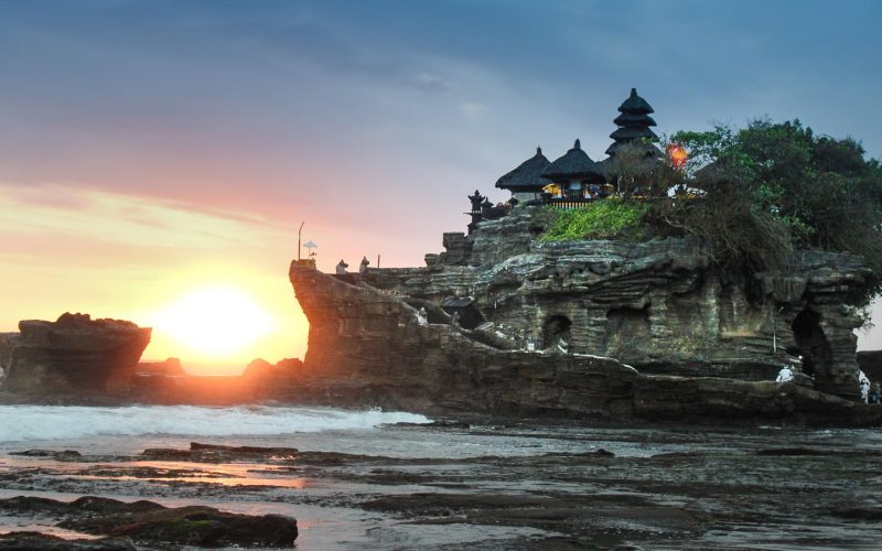 Sunset-Pura-Tanah-Lot-Bali-Feature-Image